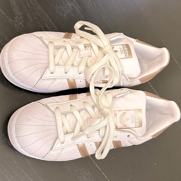 Adidas superstar shell toe white  gold stripes size 7 - Picture 5 of 10